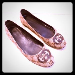 Gucci Beige/Ebony GG Monogram Flats